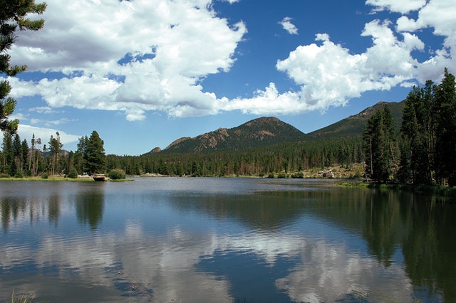 Close proximity to many of Colorado's natural landscapes makes Fort Collins attractive