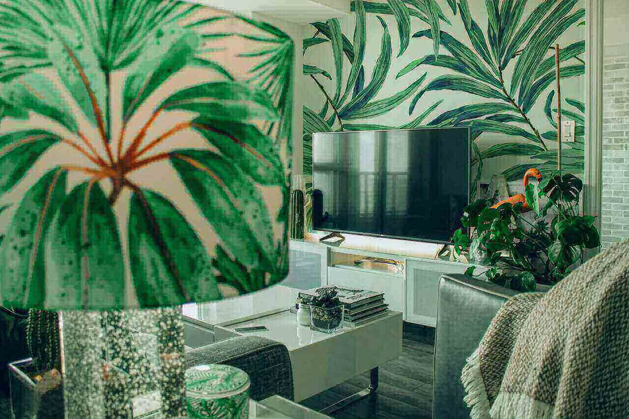 wall paper and nice home decor